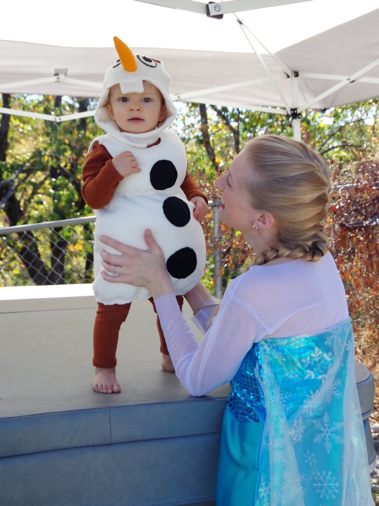 Frozen Costumes | Life by Ky Blog