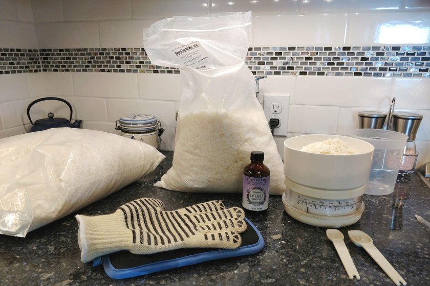 DIY Beaker Candle Wedding Favors | Life by Ky Blog